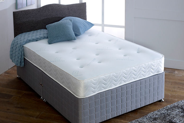Stress free orthopaedic mattress with 1 cool-blue memory foam