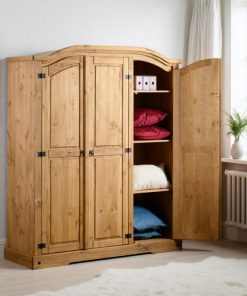 3 door corona robe